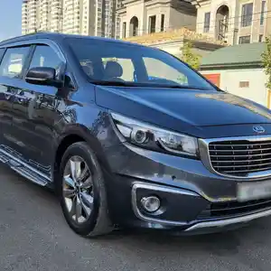 Kia Carnival, 2015