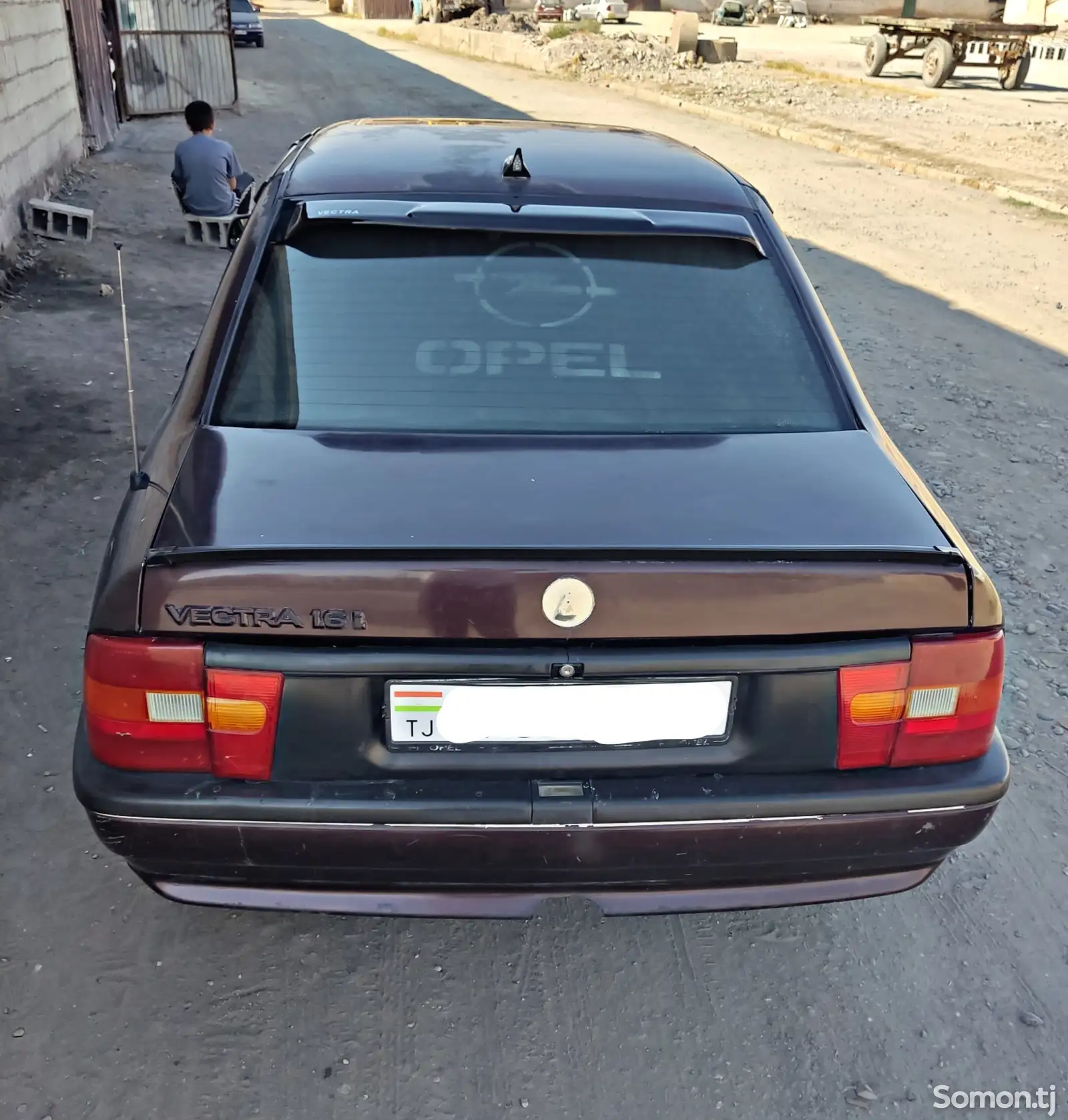 Opel Vectra A, 1992-2