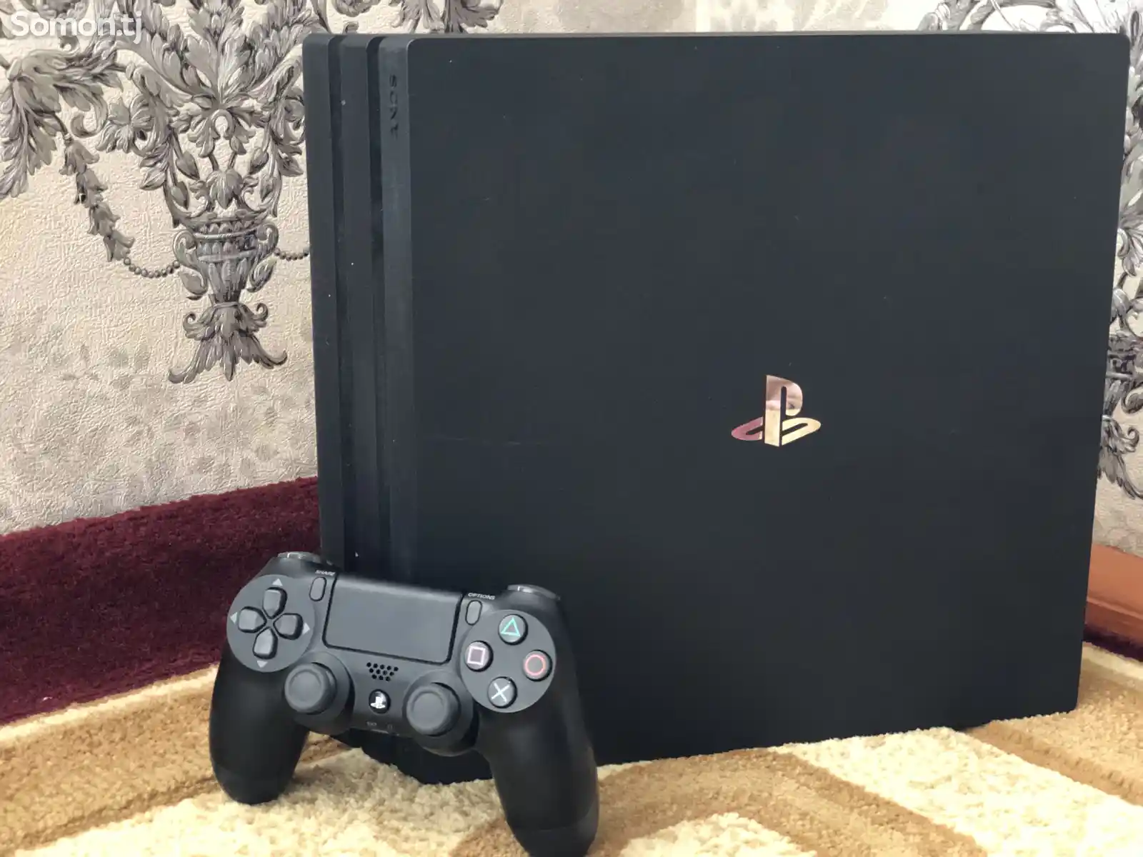 Игровая приставка Sony PlayStation 4 Pro-2