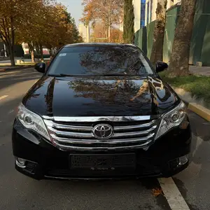 Toyota Avalon, 2011