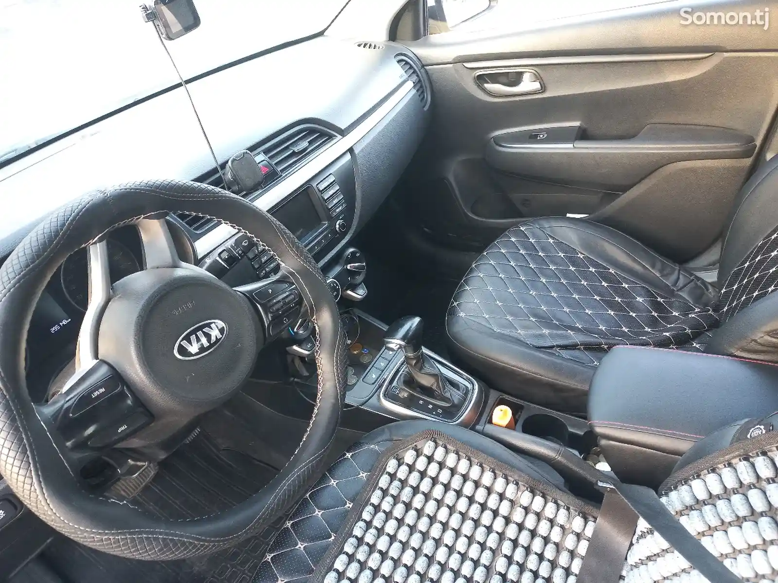 Kia Rio, 2018-13