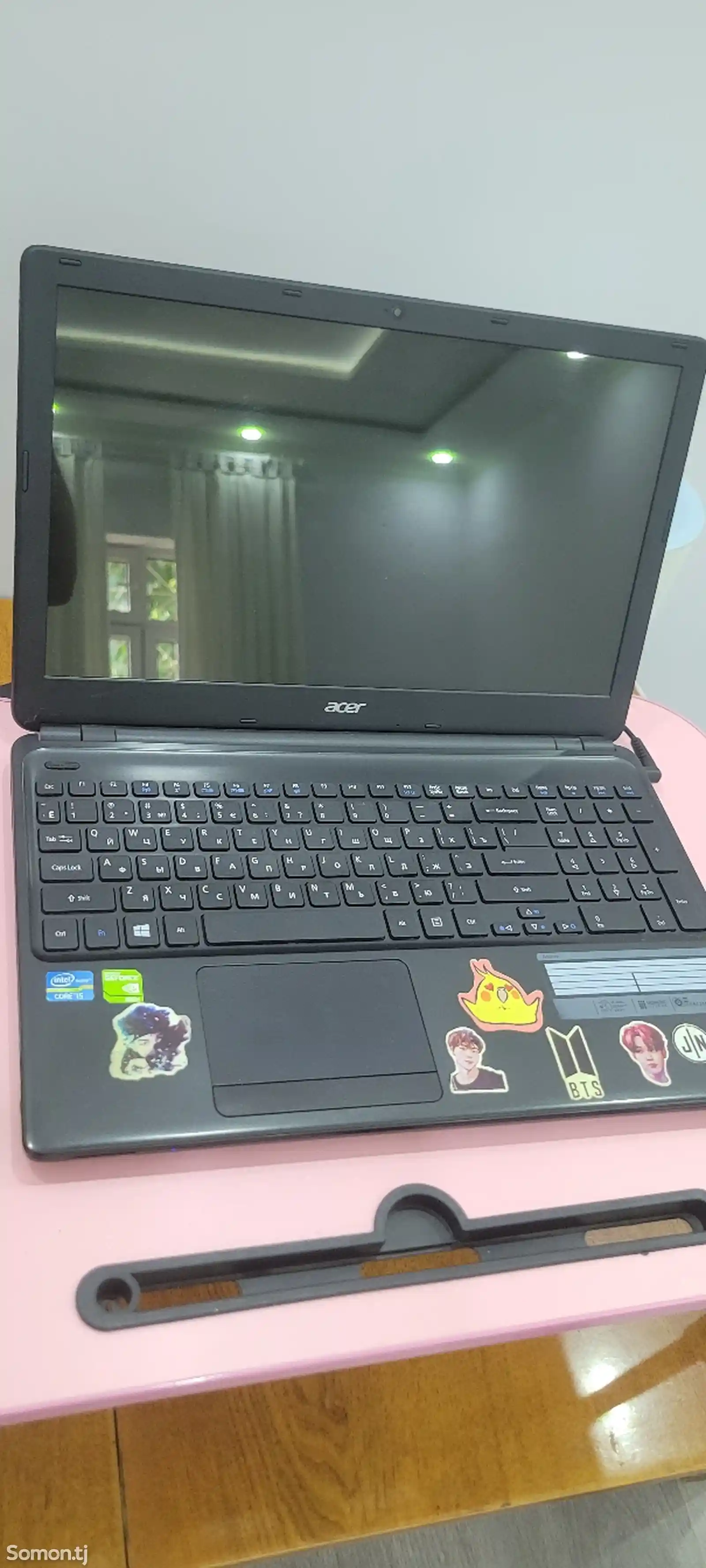 Ноутбук Acer-1