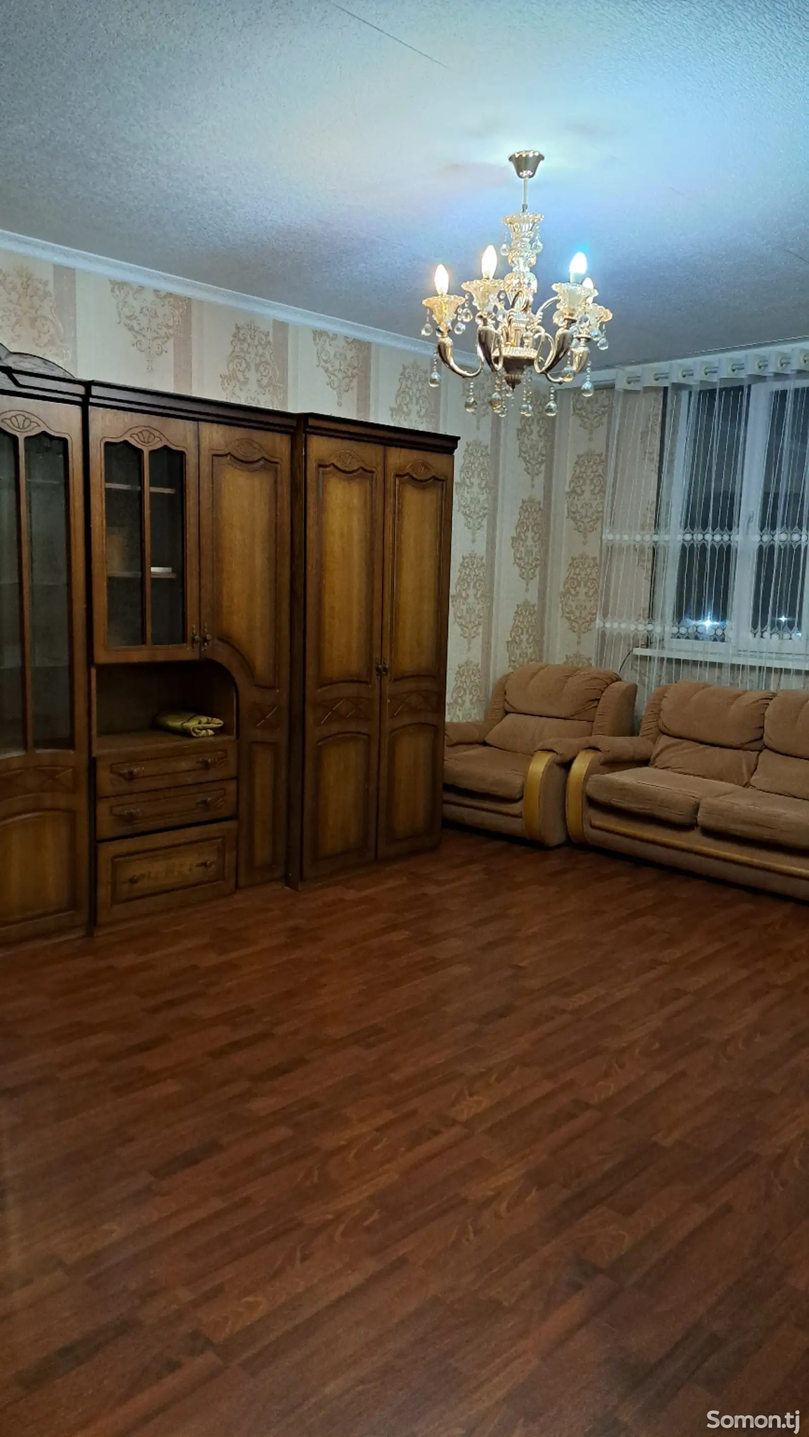 2-комн. квартира, 3 этаж, 80м², И. Сомони-1