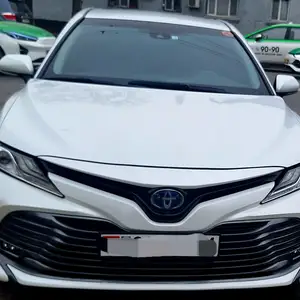 Toyota Camry, 2017