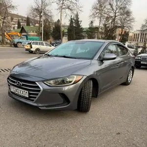 Hyundai Elantra, 2017