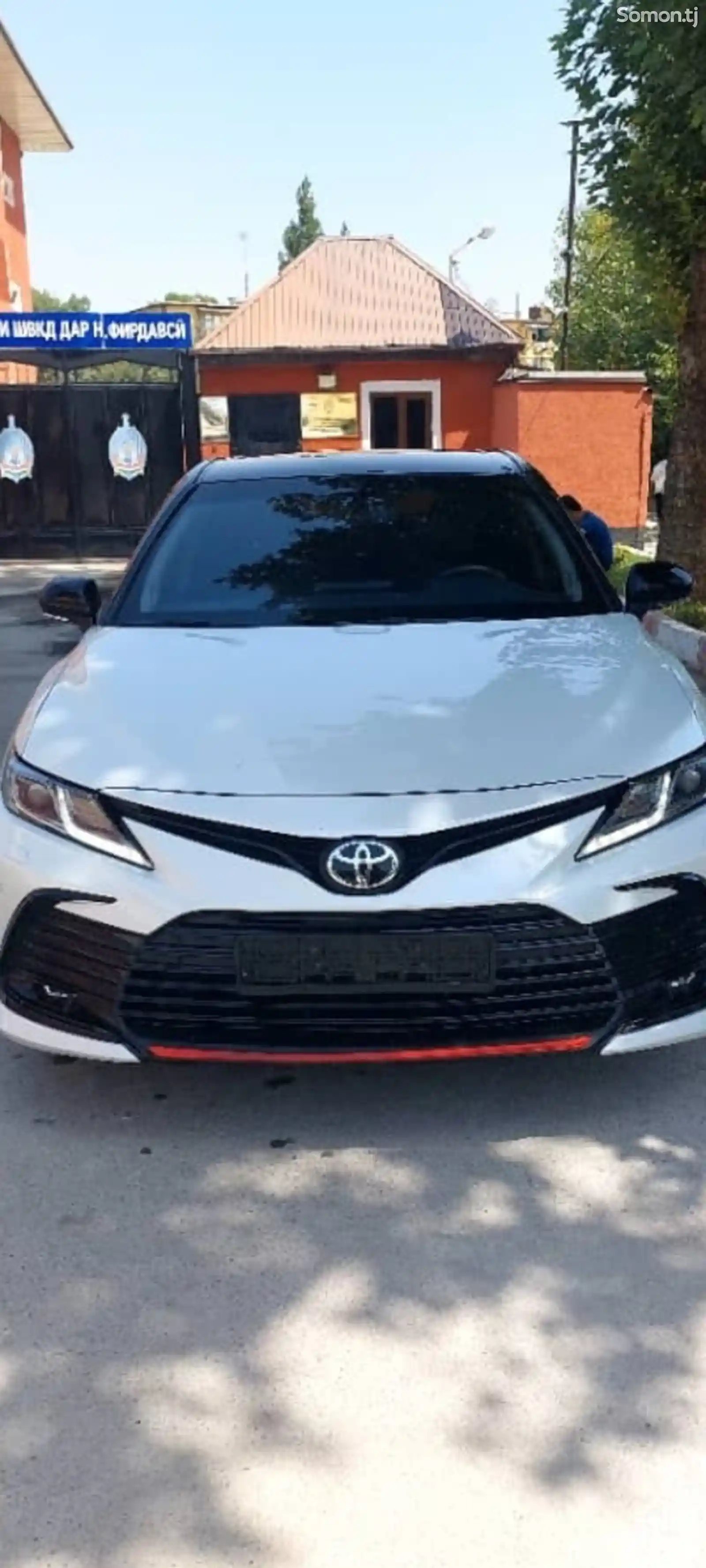 Toyota Camry, 2021-1