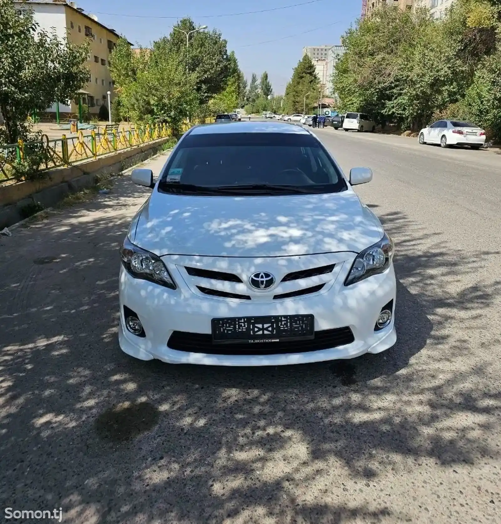 Передняя и задняя шарлотта от Toyota Corolla 2010-2013 SE-2