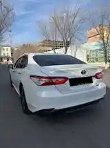 Toyota Camry, 2018-4