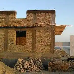 Продажа постройки с земельным участком 300 сот.,Даромади Ашт Каршиобод