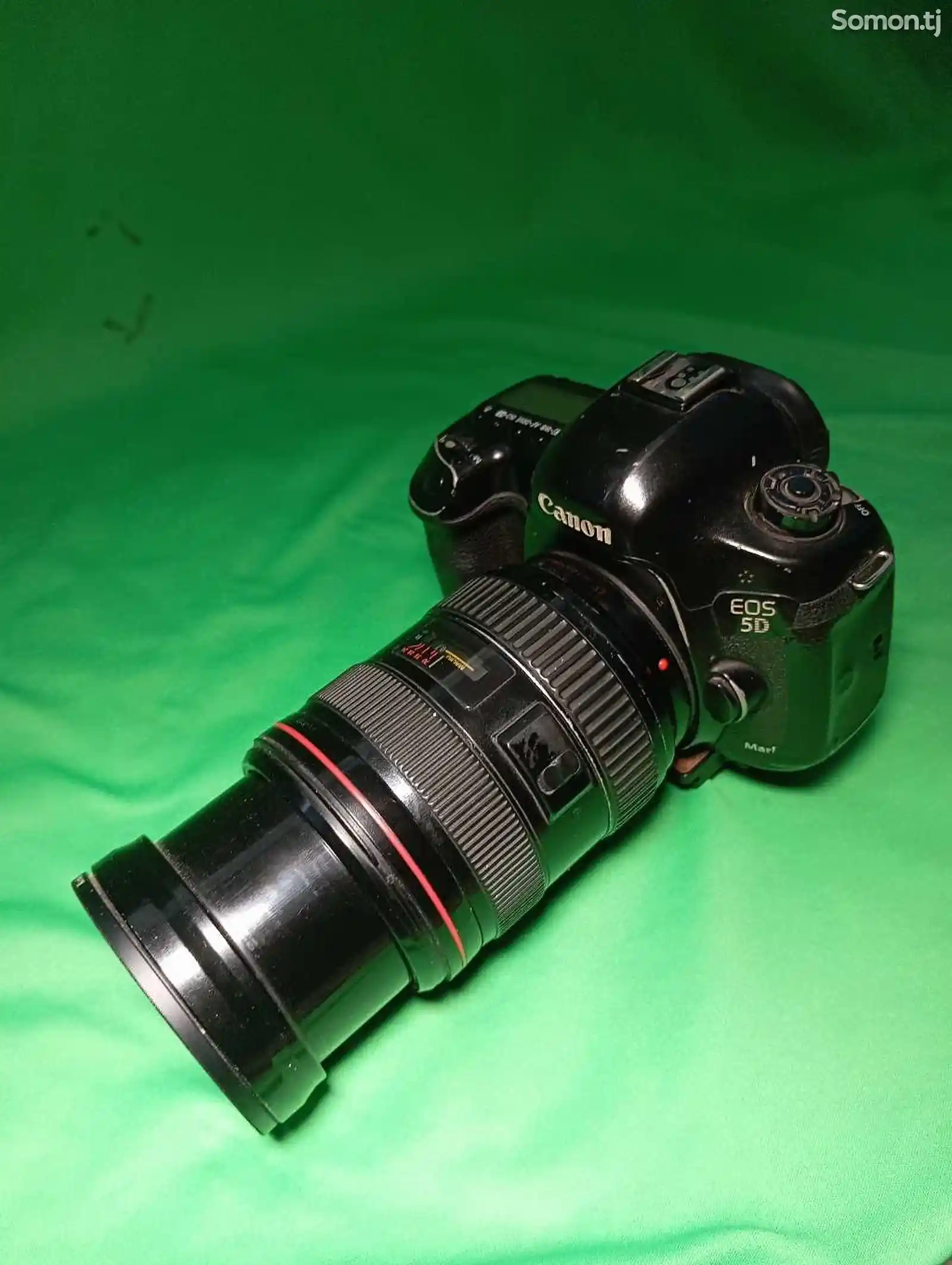 Фотоаппарат Canon EOS 5D Mark III с объективом Canon EF 24-70mm f/2.8L II USM-4