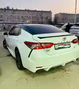 Toyota Camry, 2018-5