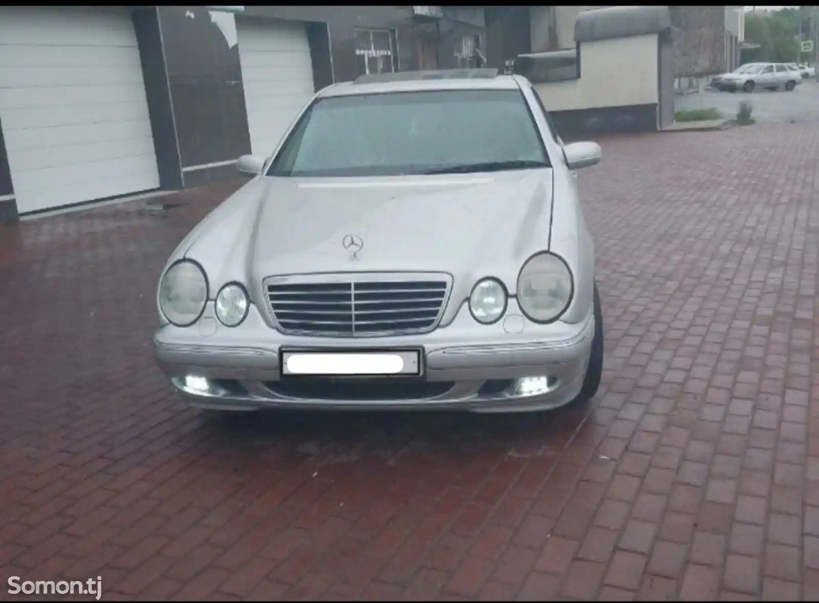 Mercedes-Benz E class, 2001-1