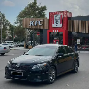 Toyota Camry, 2011