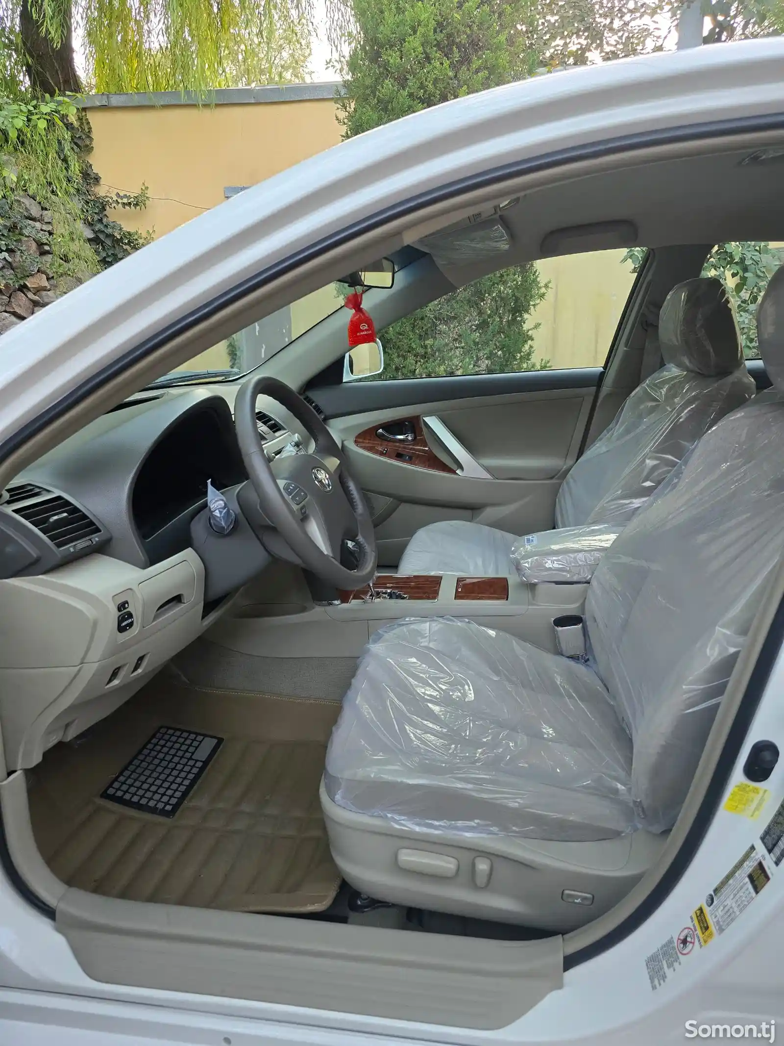 Toyota Camry, 2011-10