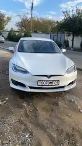 Tesla Model S, 2017-4