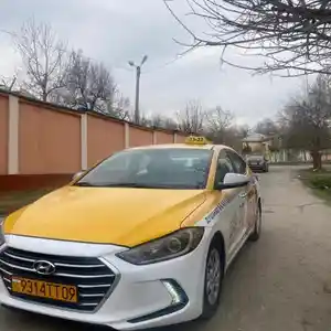 Hyundai Elantra, 2017