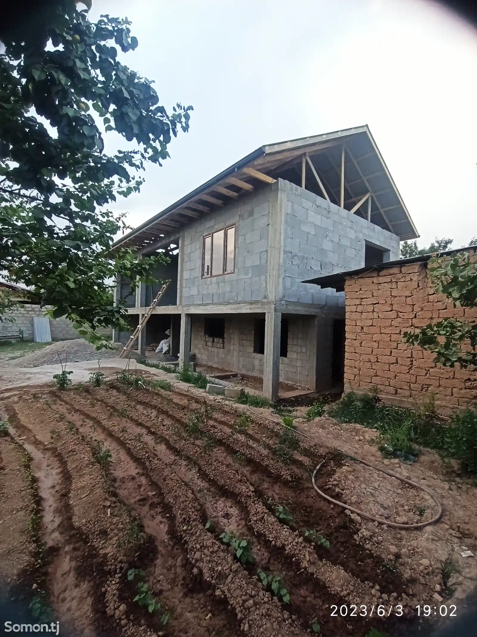 Продажа постройки с земельным участком 4 сот.Тепаи Самарканди-3