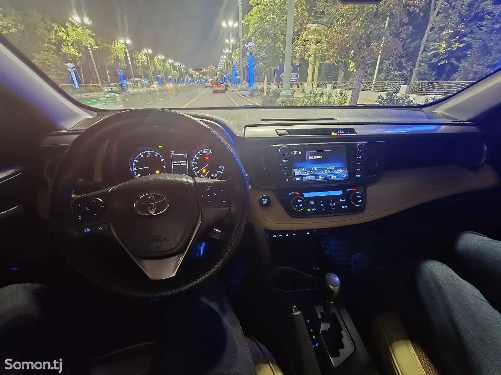 Toyota RAV 4, 2018-6