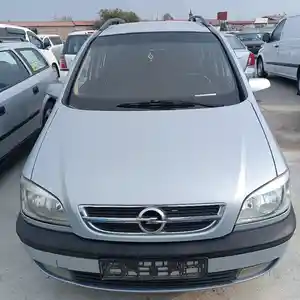 Opel Zafira, 1999