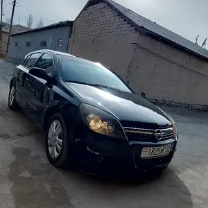 Opel Astra H, 2005