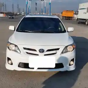 Toyota Corolla, 2013