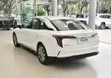 Hongqi E-QM5, 2024-6