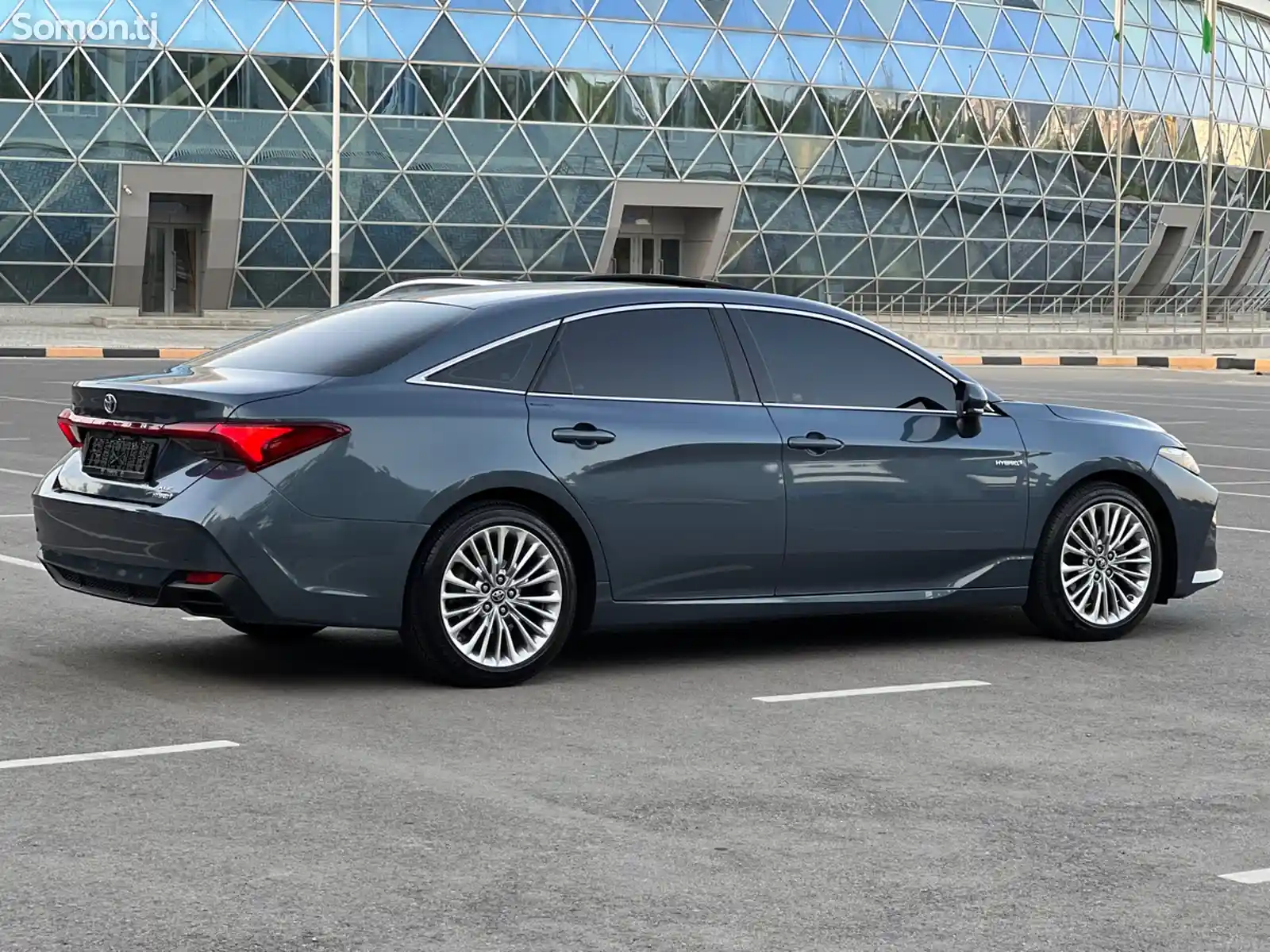 Toyota Avalon, 2019-6