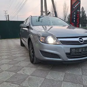 Opel Astra H, 2009