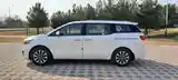 Kia Carnival, 2015-3