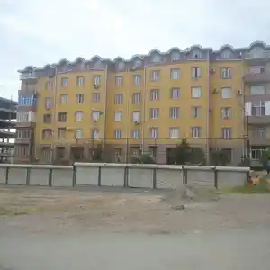 3-комн. квартира, 4 этаж, 104 м², 28 мкр