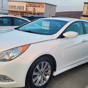 Hyundai Sonata, 2014