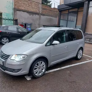 Volkswagen Touran, 2007