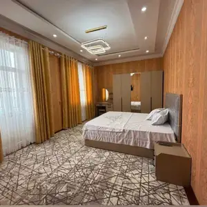 3-комн. квартира, 10 этаж, 120м², И.Сомони