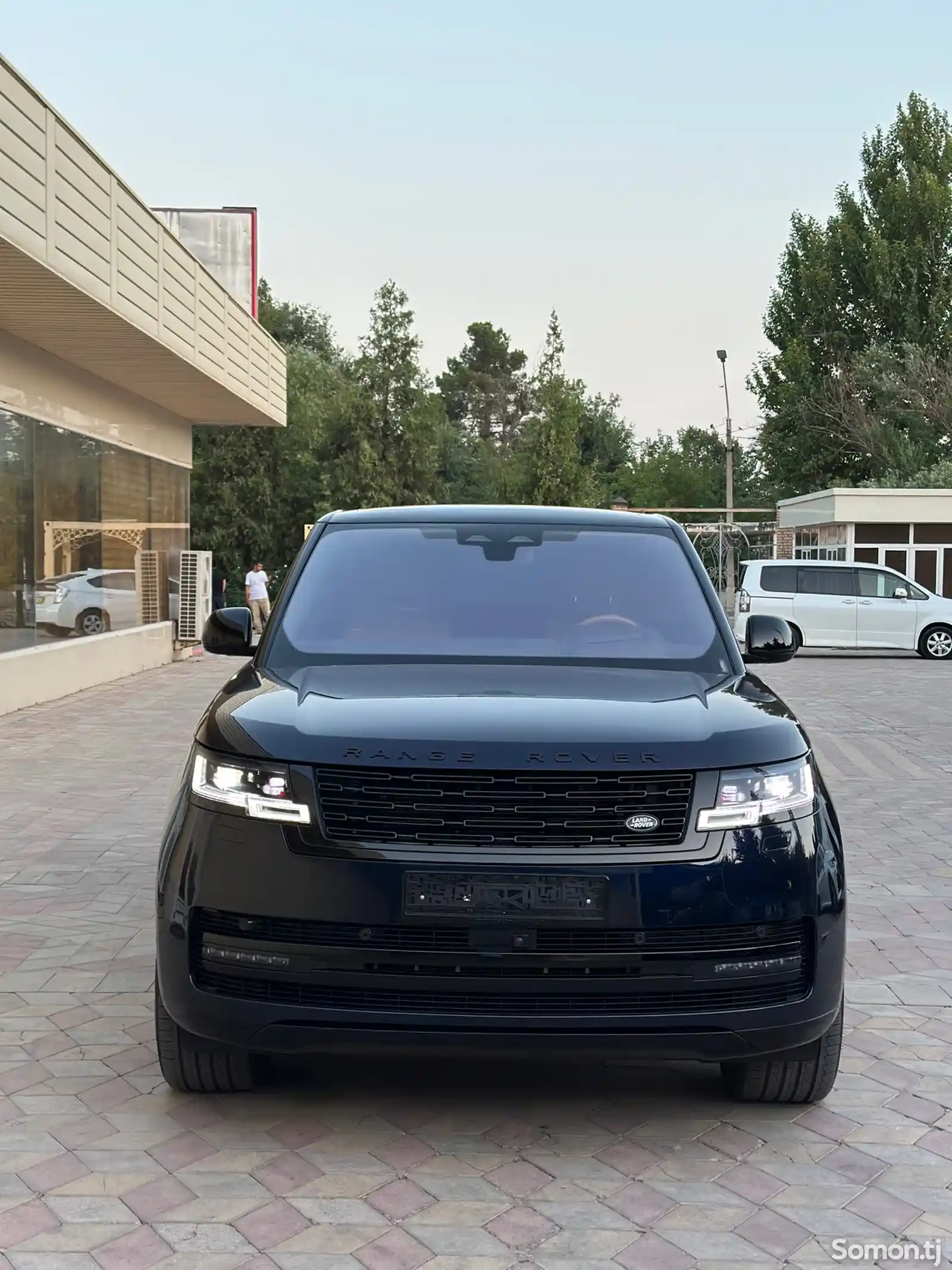 Land Rover Vogue, 2023-3