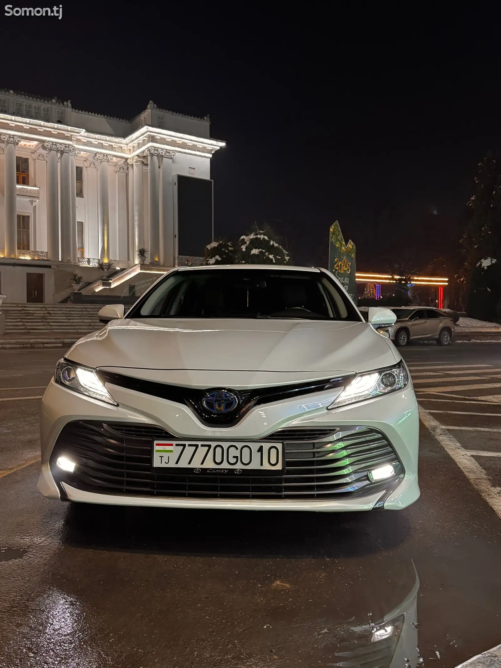 Toyota Camry, 2018-1