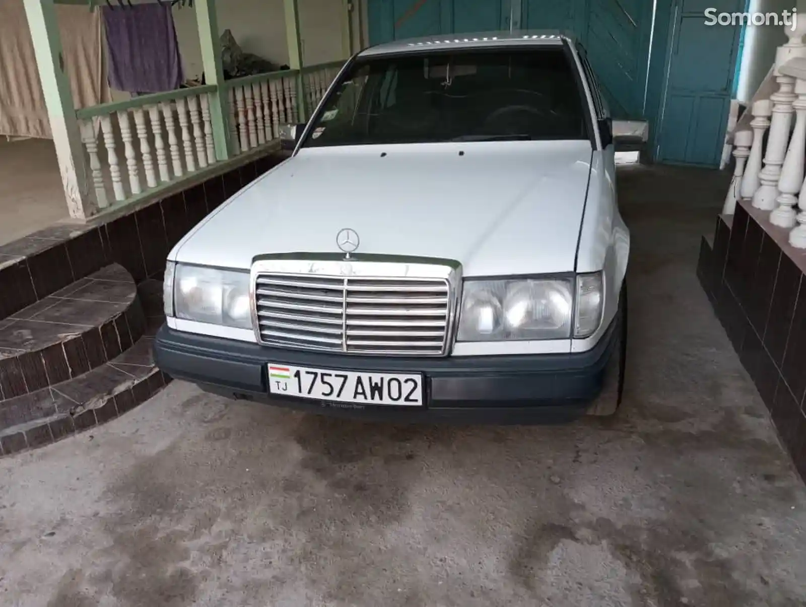 Mercedes-Benz W124, 1989-1