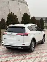 Toyota RAV 4, 2017-6