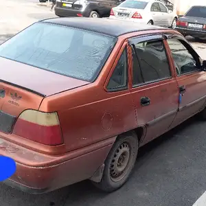 Daewoo Nexia, 1995