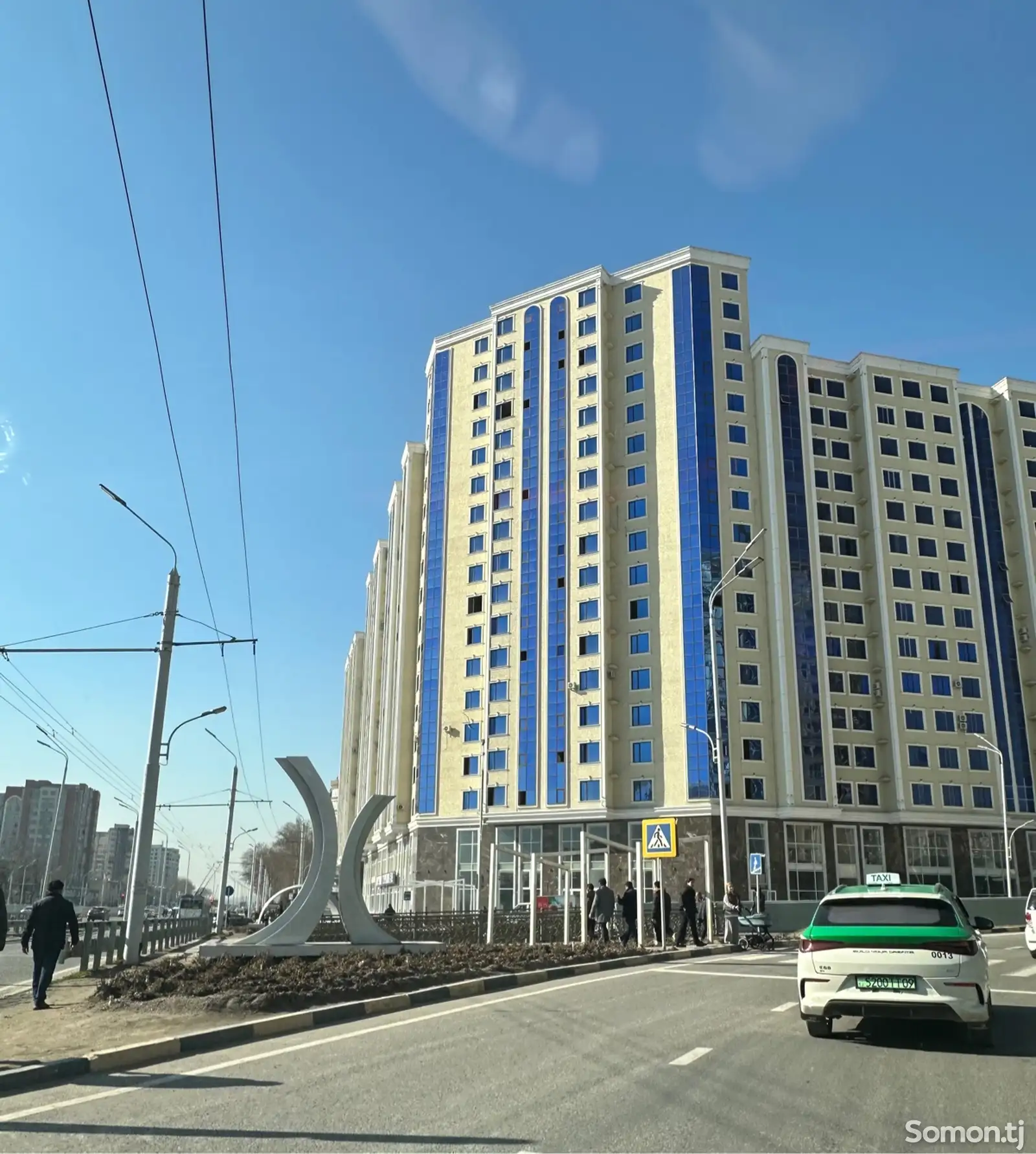 3-комн. квартира, 3 этаж, 122 м², 102мкр-1