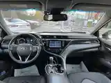 Toyota Camry, 2018-2