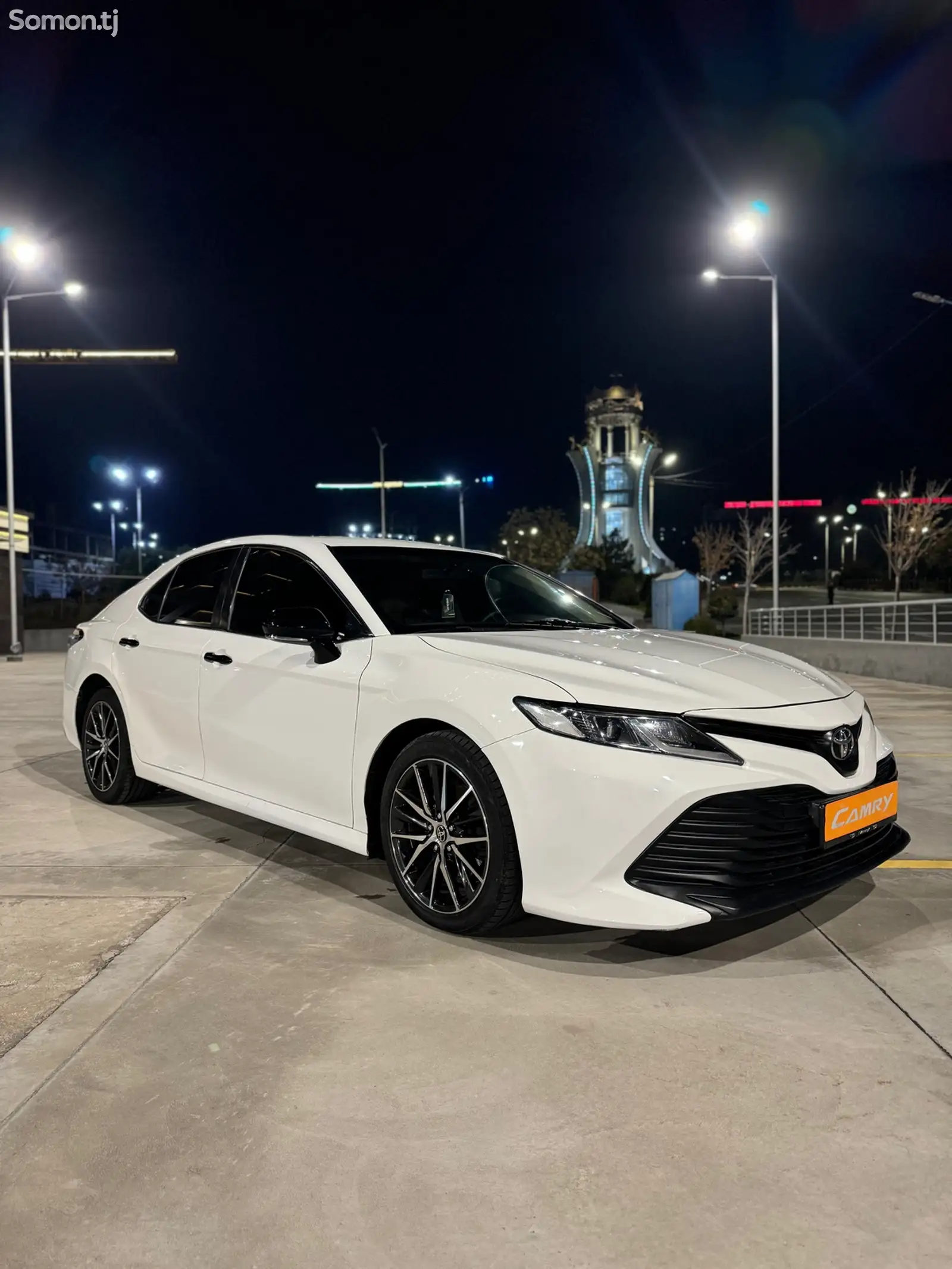 Toyota Camry, 2018-1