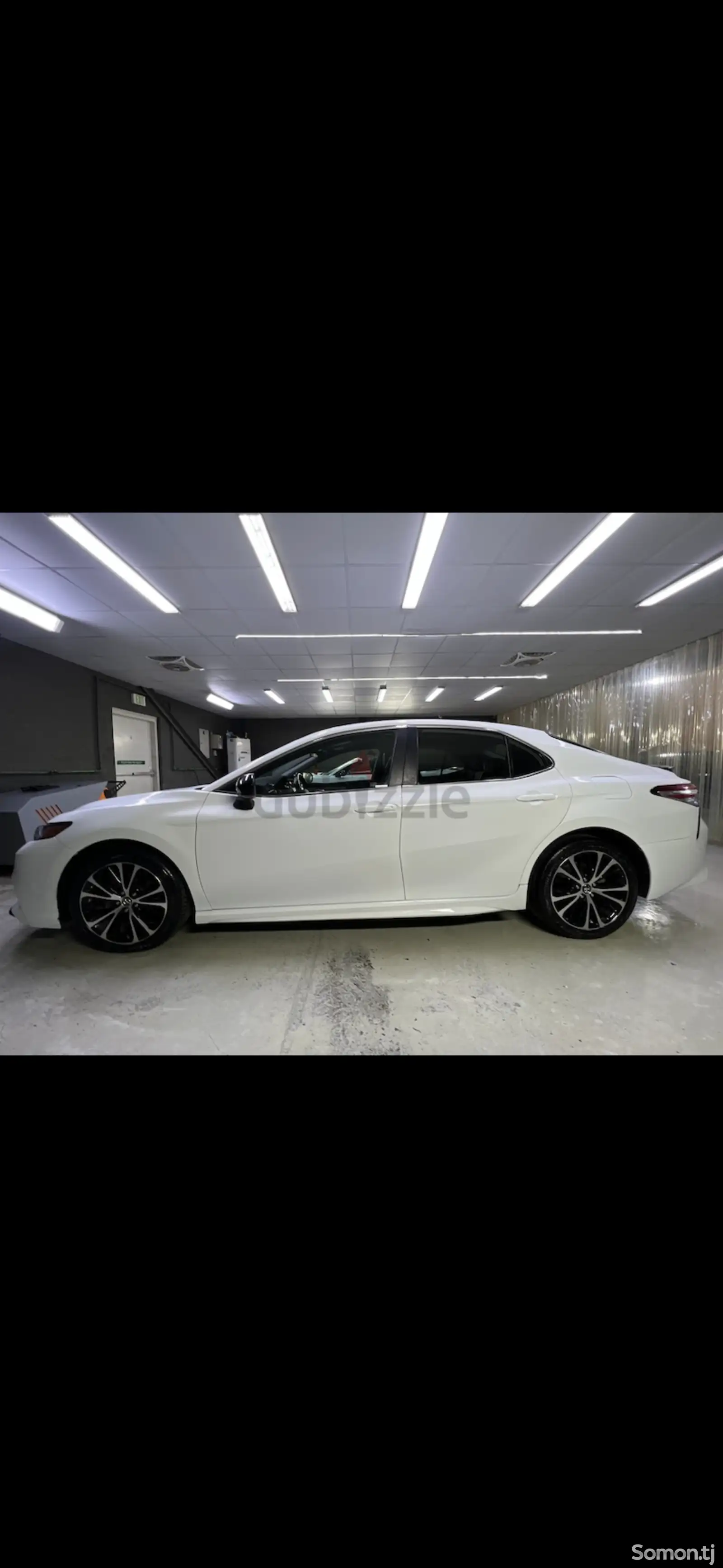 Toyota Camry, 2018-4