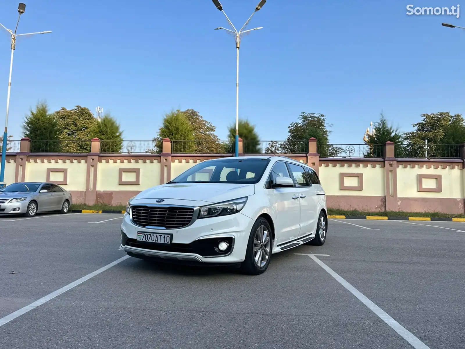 Kia Carnival, 2016-1