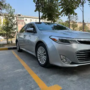 Toyota Avalon, 2015