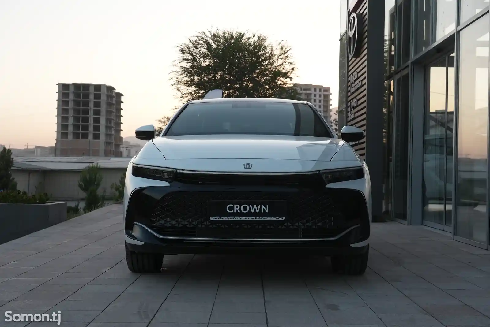 Toyota Crown, 2023-1