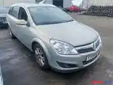 Облицовка от Opel Astra H-2