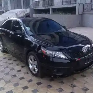 Toyota Camry, 2010