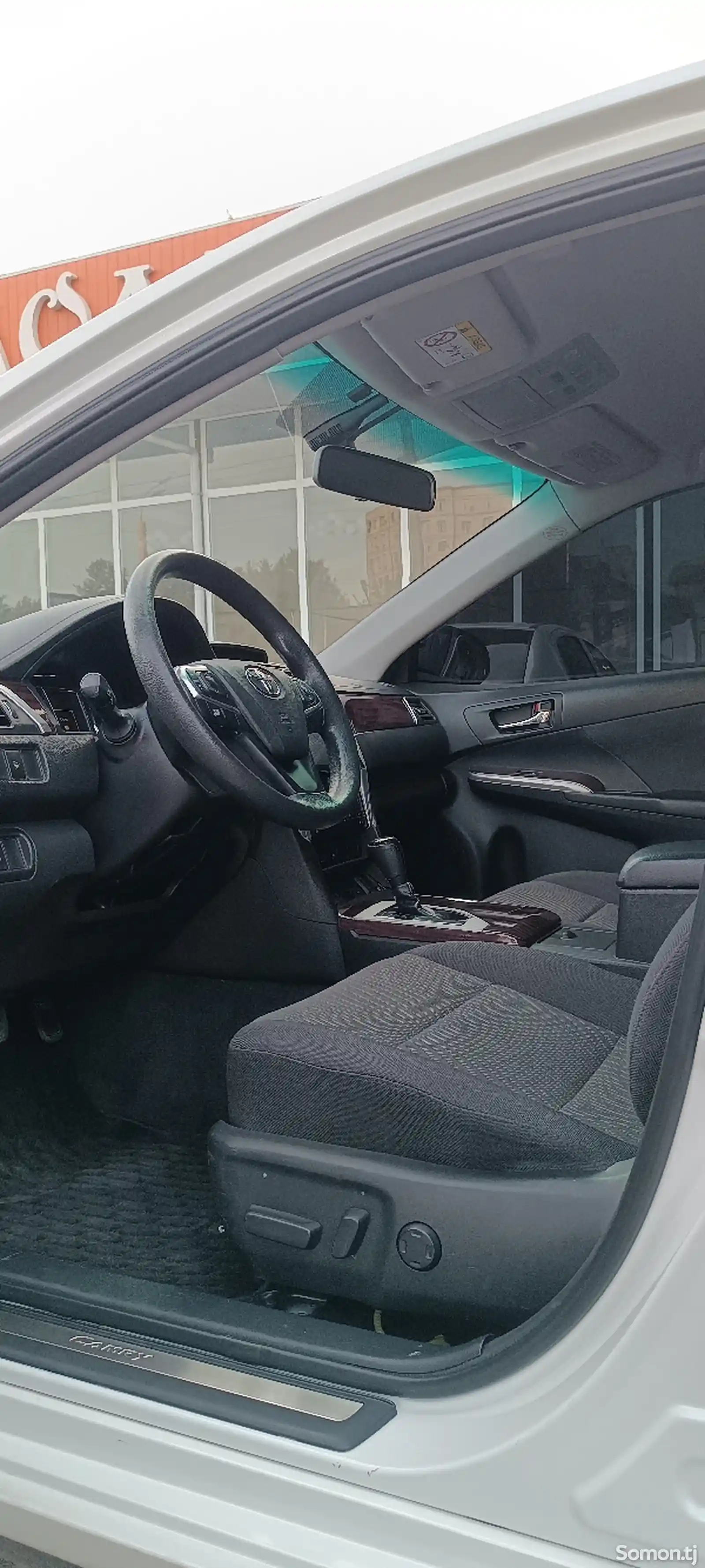 Toyota Camry, 2015-6