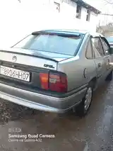 Opel Vectra A, 1992-2