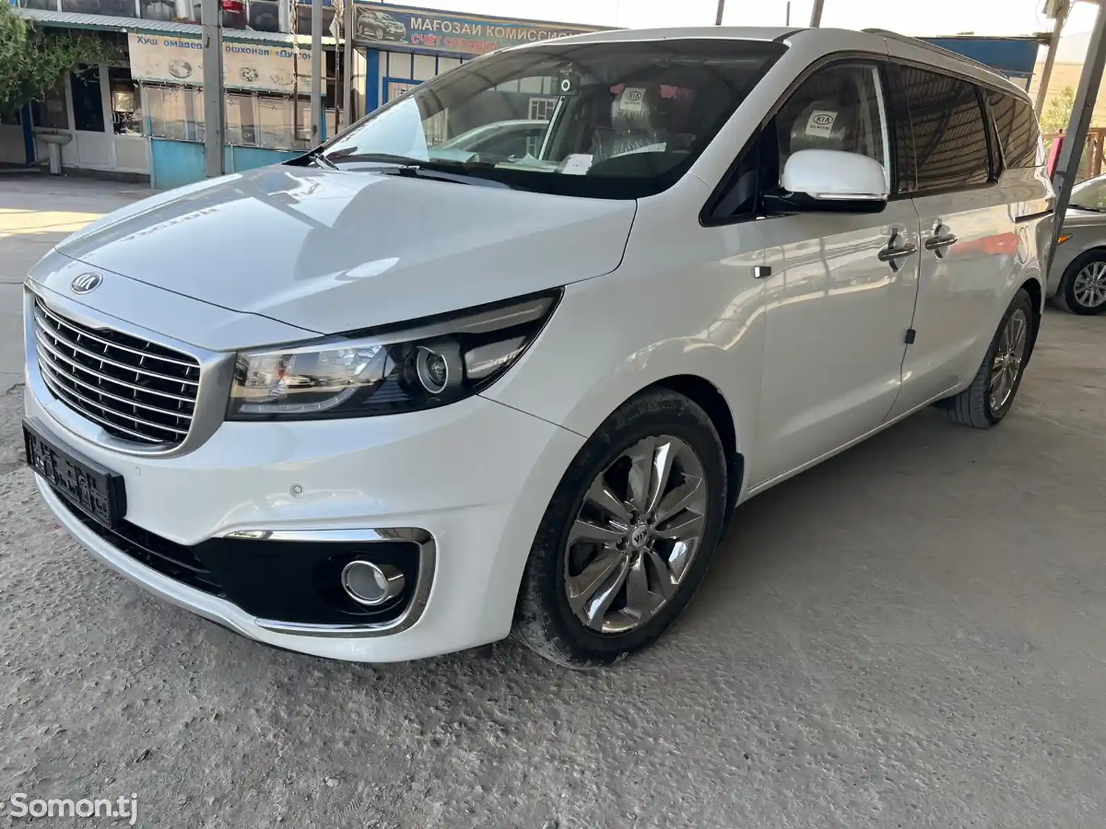 Kia Carnival, 2016-3